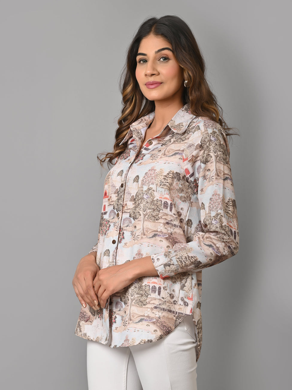 "The VJR Experience: From Jaipur’s Streets to Your Wardrobe"