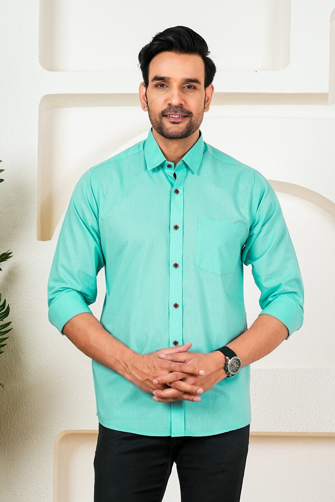 Men's Solid Aqua Green Casual Shirt