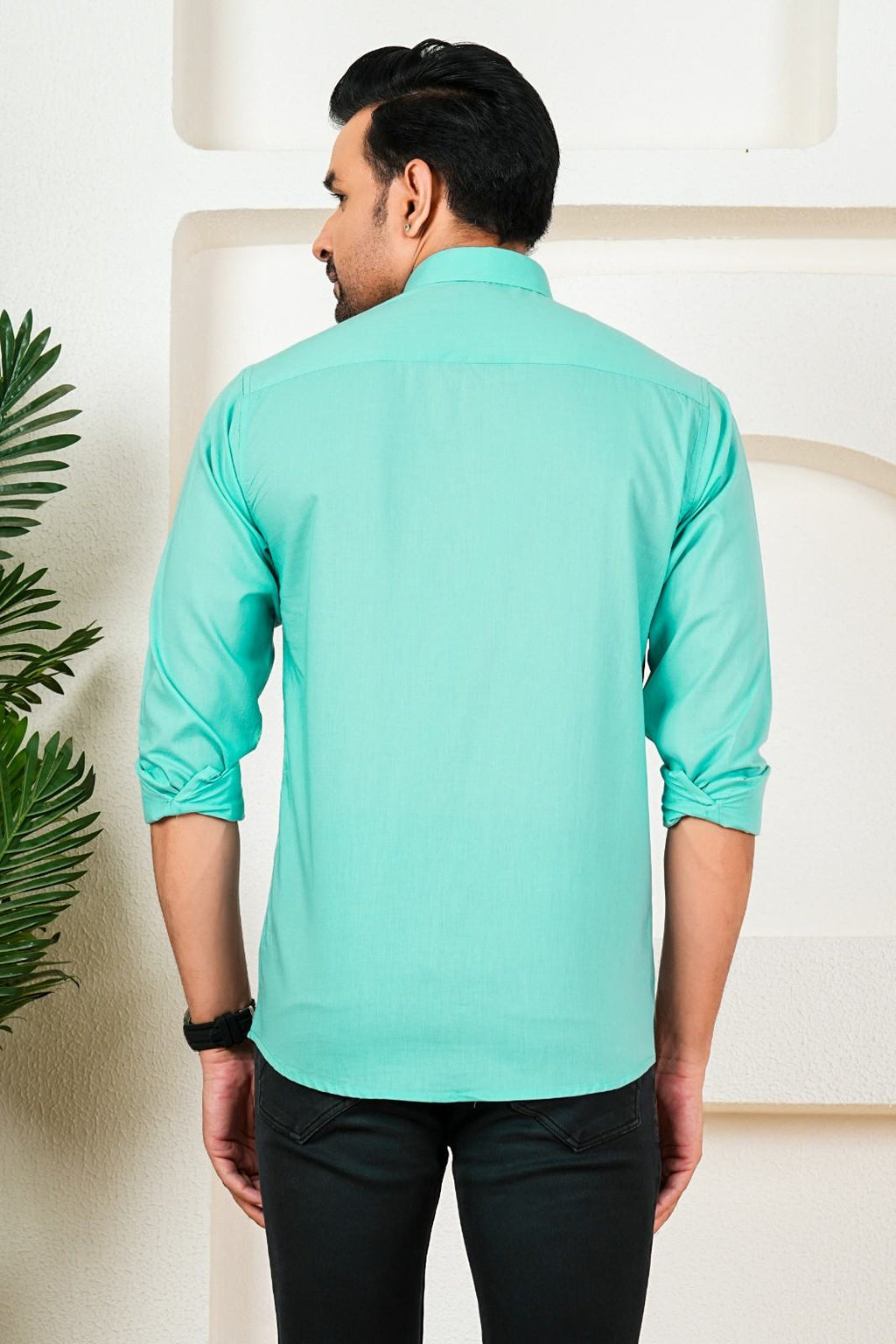 Men's Solid Aqua Green Casual Shirt