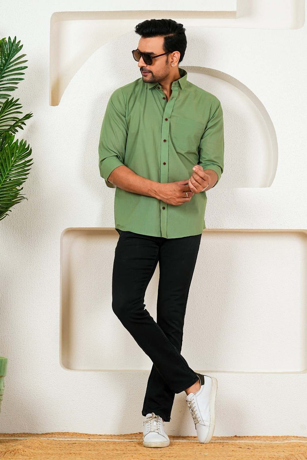 Men's Solid Olive Green Full Sleeve Shirt