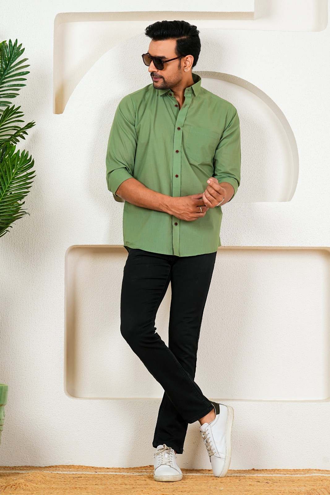 Men's Solid Olive Green Full Sleeve Shirt